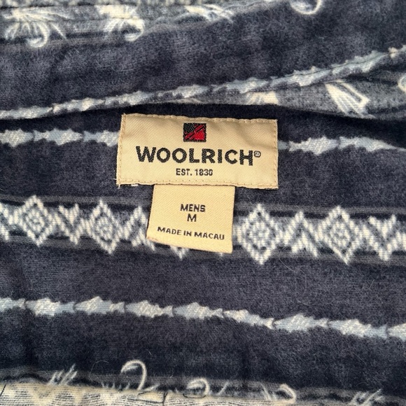 Woolrich blue flannel fishing lure print button down shirt Men’s M - Picture 11 of 13
